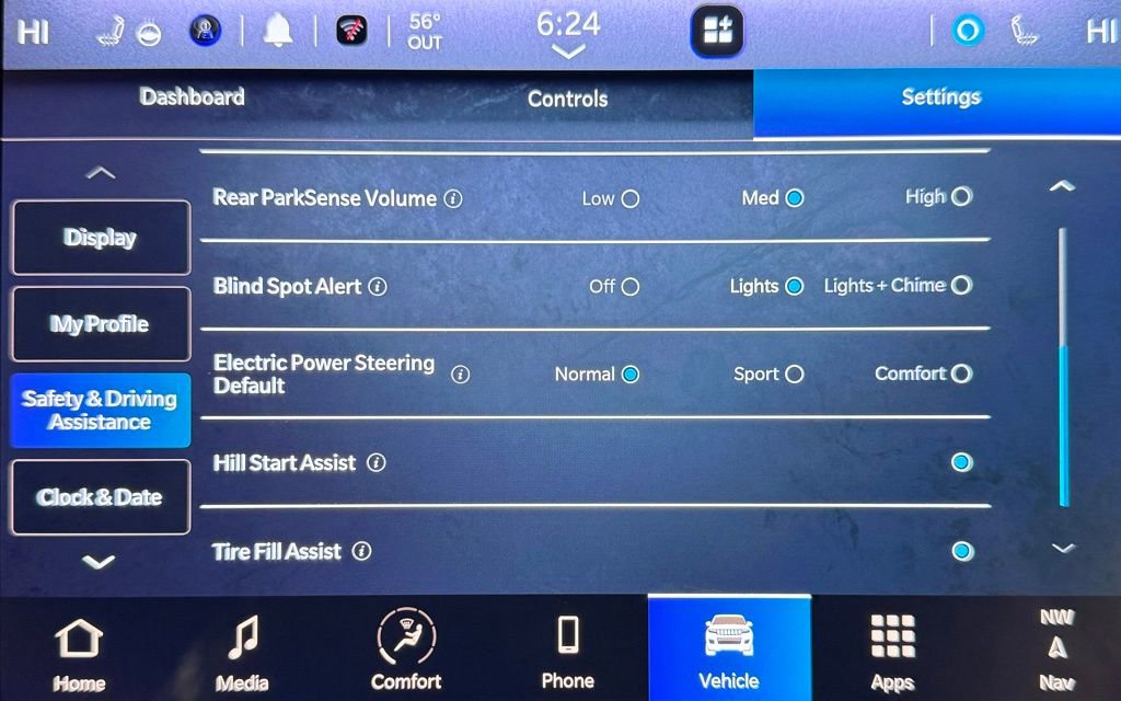 Used 2025 Jeep Grand Cherokee Limited image 28