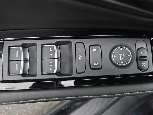 Used 2023 Honda Accord Touring image 39