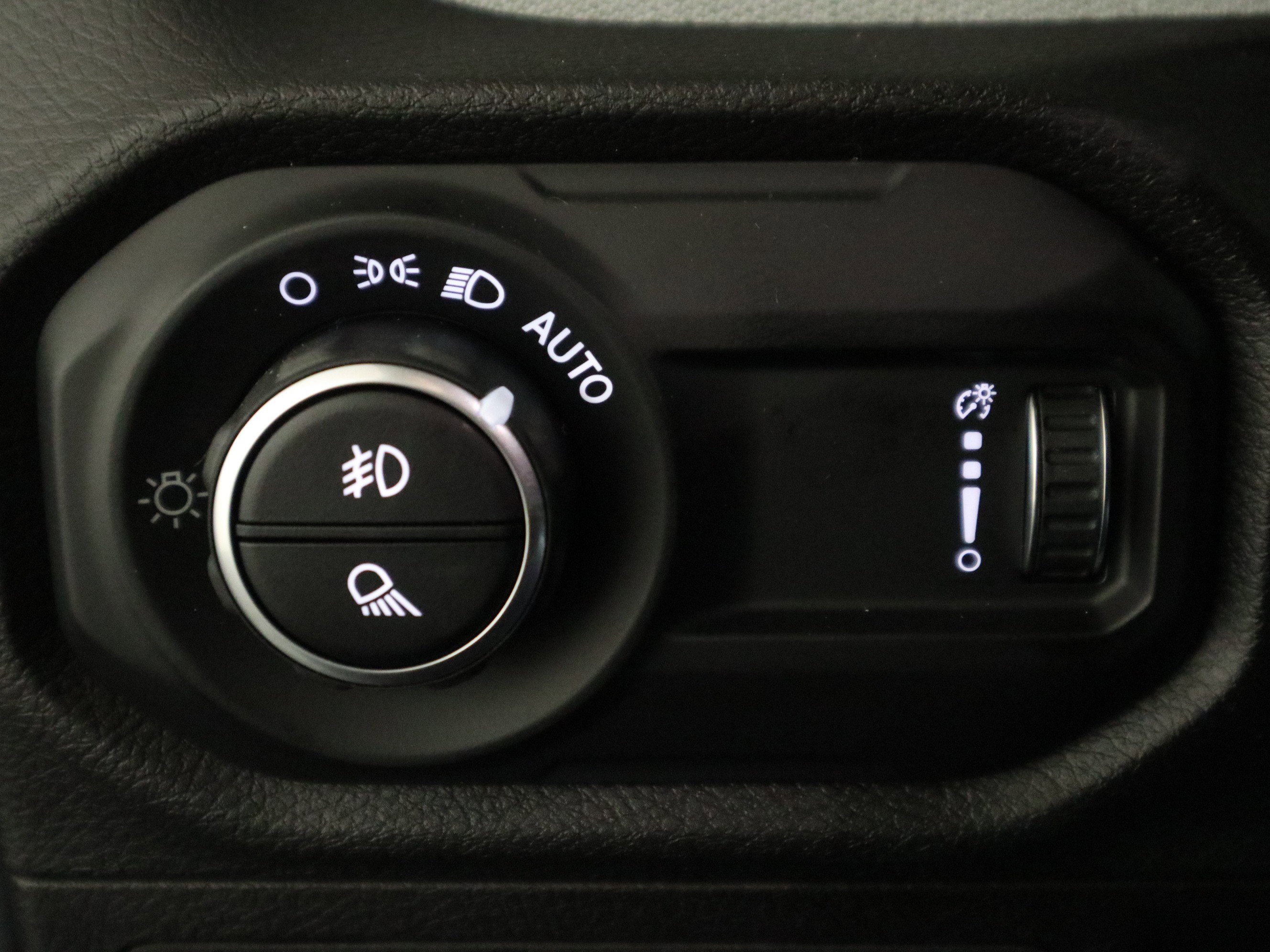 New 2025 Jeep Gladiator Sport AWD/4WD image 33