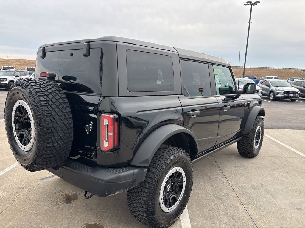 Used 2024 Ford Bronco Badlands w/ Sasquatch Package AWD/4WD image 6