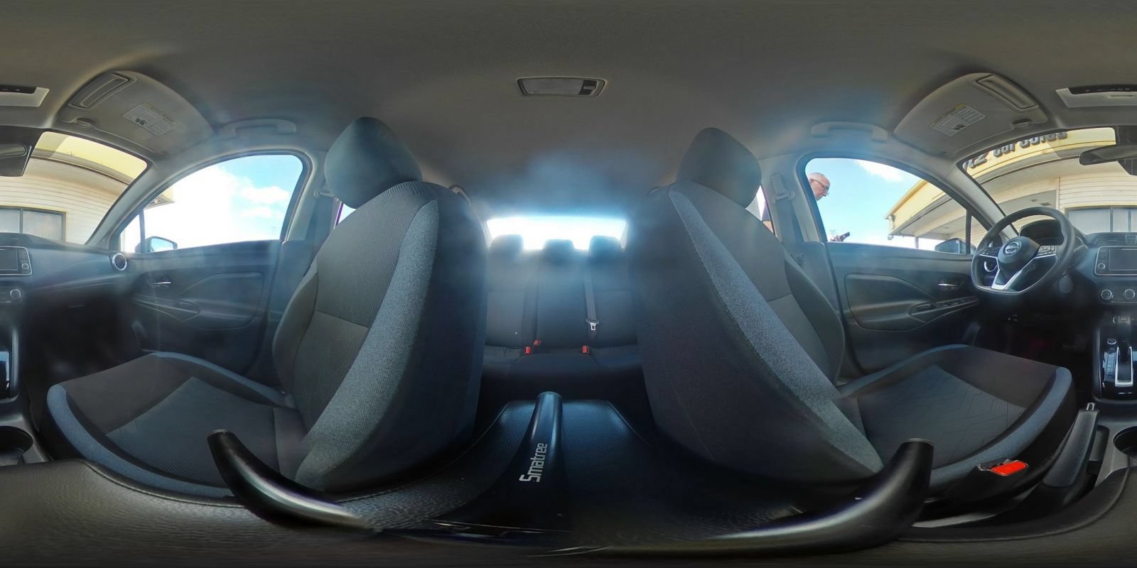 Used 2025 Nissan Versa SV FWD image 39