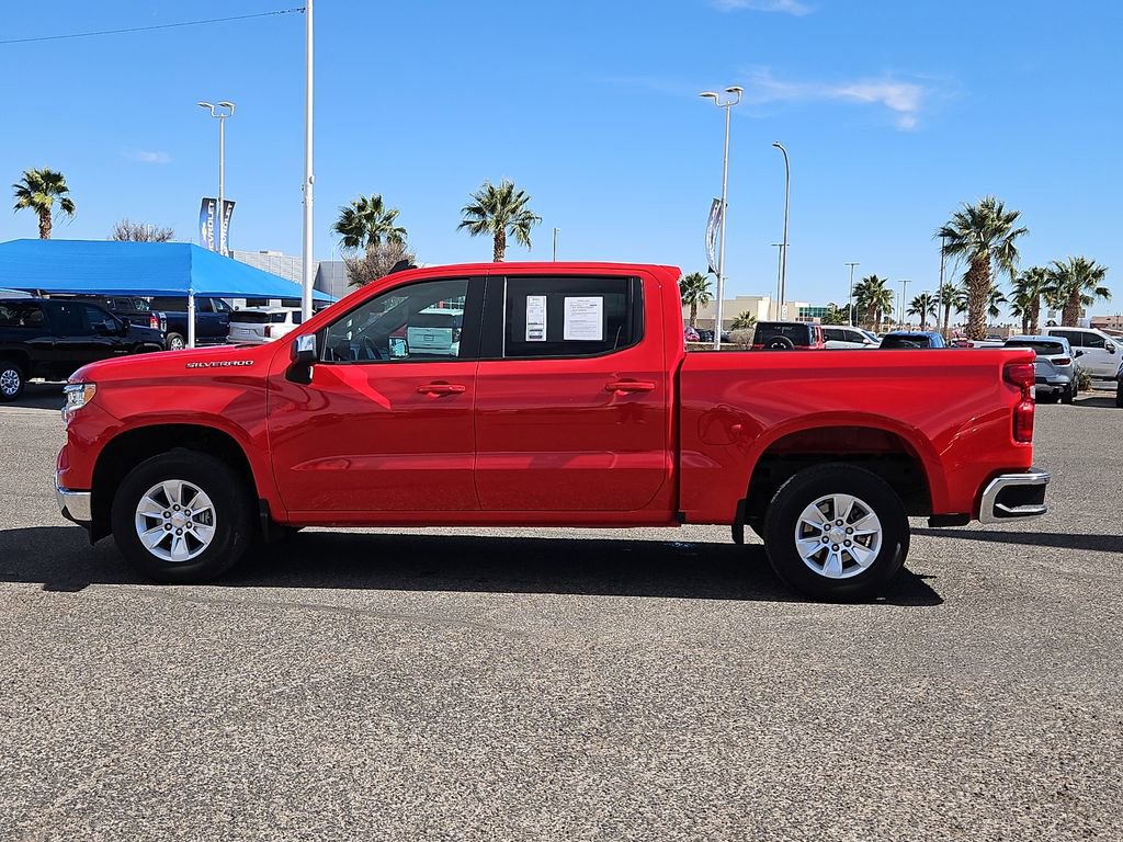 Used 2025 Chevrolet Silverado 1500 LT image 2