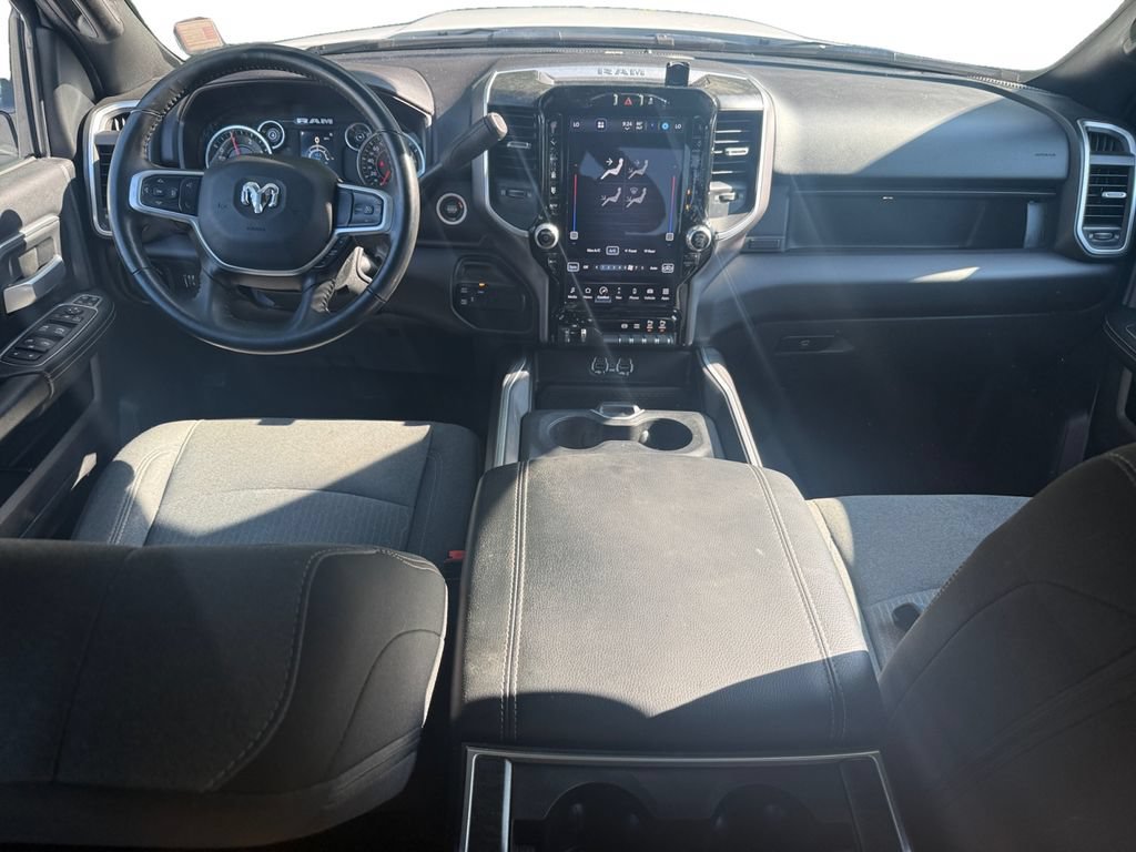 Used 2024 RAM 3500 Big Horn w/ Sport Appearance Package AWD/4WD image 10