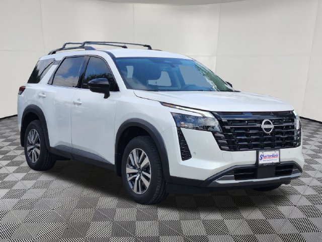 New 2026 Nissan Pathfinder SL FWD image 3