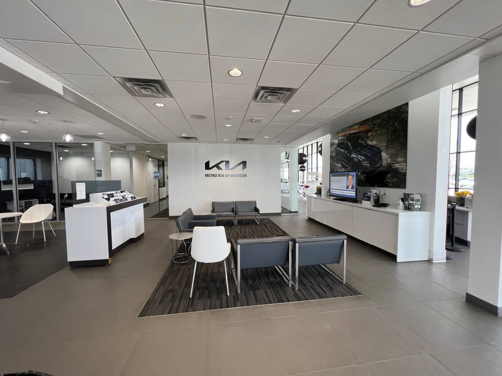 Used 2022 Kia Telluride SX image 3