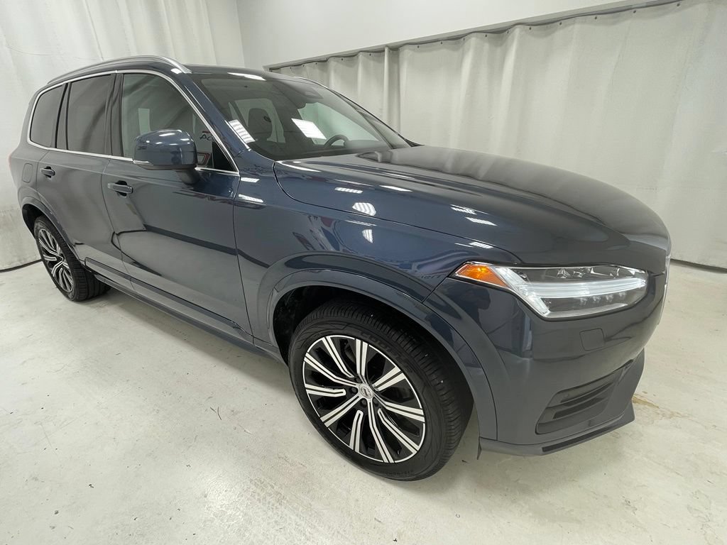 Used 2023 Volvo XC90 B5 Core w/ Protection Package Premier AWD/4WD image 3