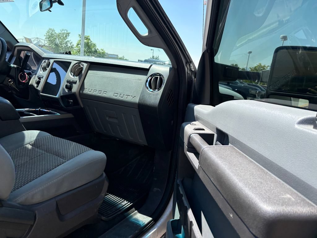 Used 2011 Ford F350 XLT w/ XLT Interior Pkg AWD/4WD image 28