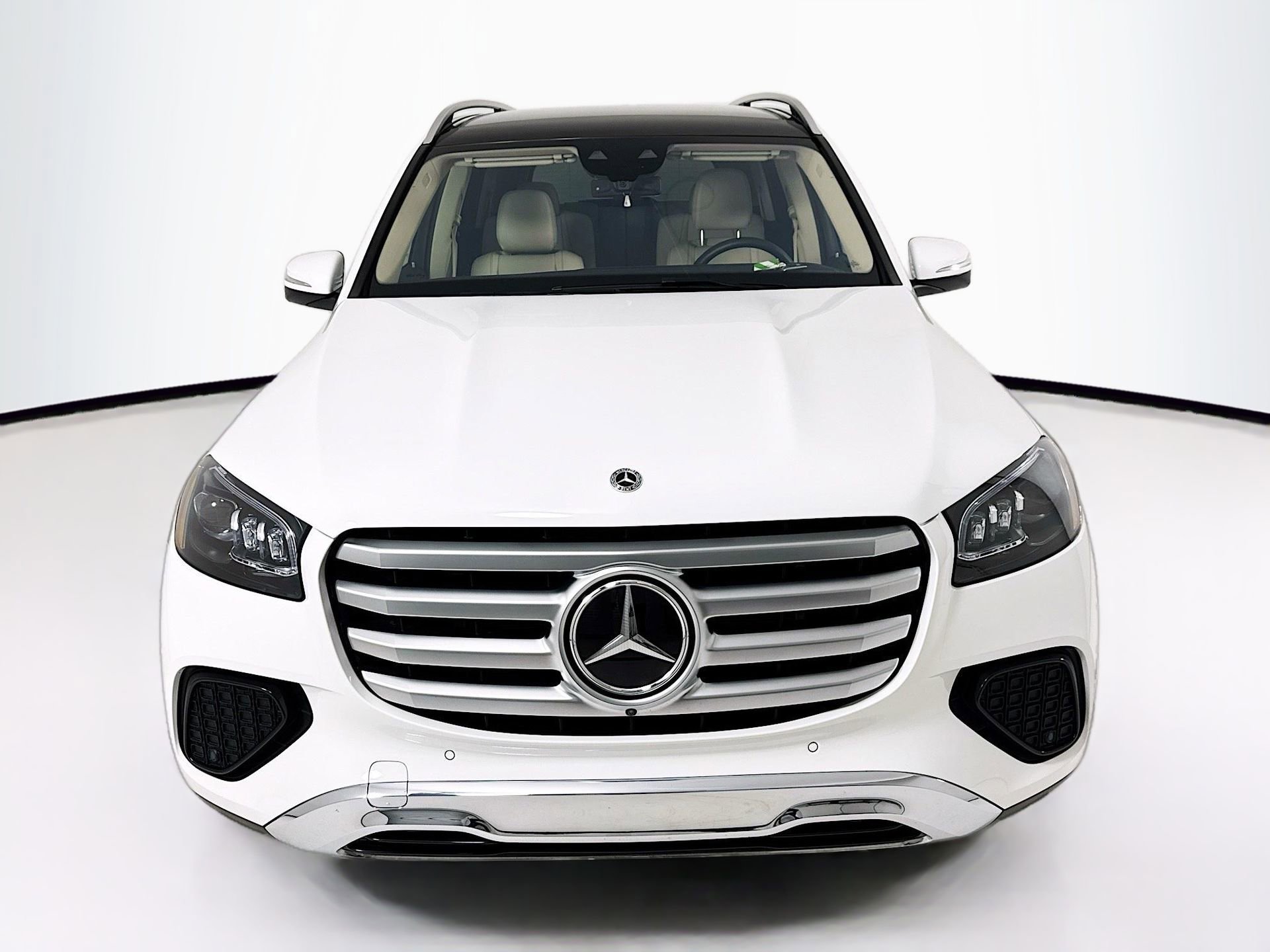 Certified 2026 Mercedes-Benz GLS 450 4MATIC image 2