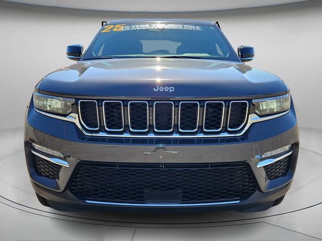 Used 2025 Jeep Grand Cherokee Limited image 5