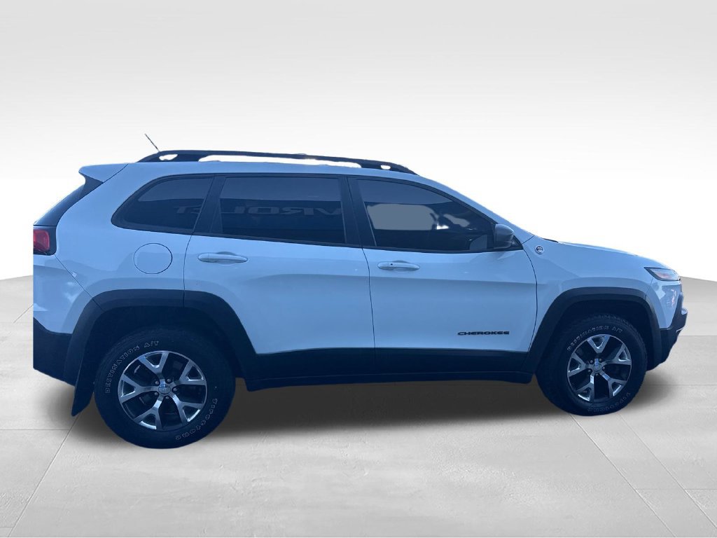Used 2015 Jeep Cherokee Trailhawk w/ Comfort/Convenience Group AWD/4WD image 7
