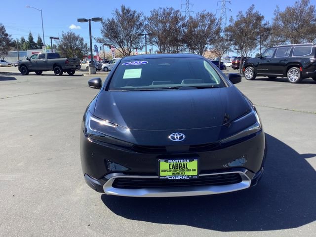 Used 2025 Toyota Prius XSE image 4