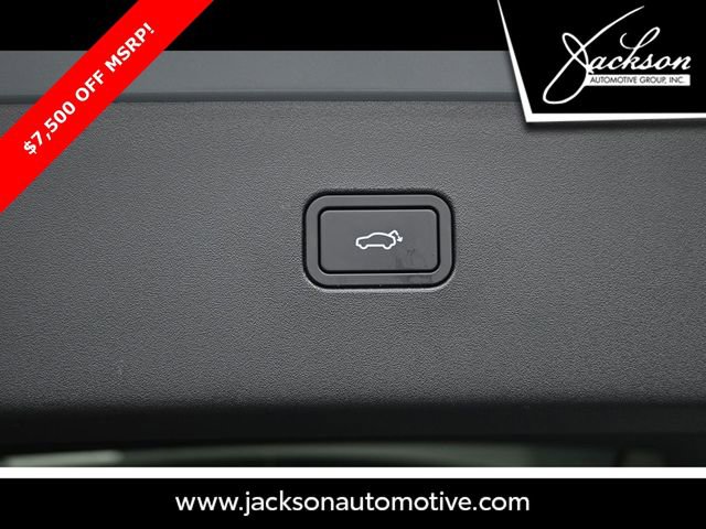 Used 2026 Volvo EX30 Cross Country Ultra w/ Protection Package Premier image 23