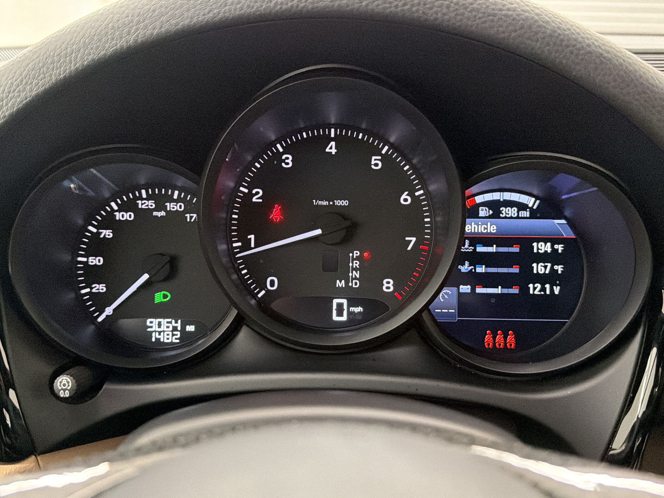 Used 2026 Porsche Macan AWD/4WD image 19