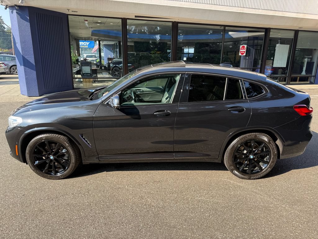 Used 2019 BMW X4 xDrive30i w/ M Sport Package AWD/4WD image 6