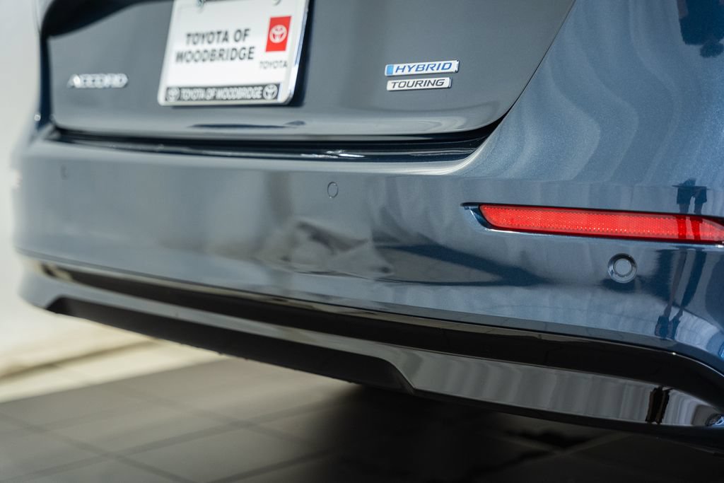 Used 2025 Honda Accord Touring image 8