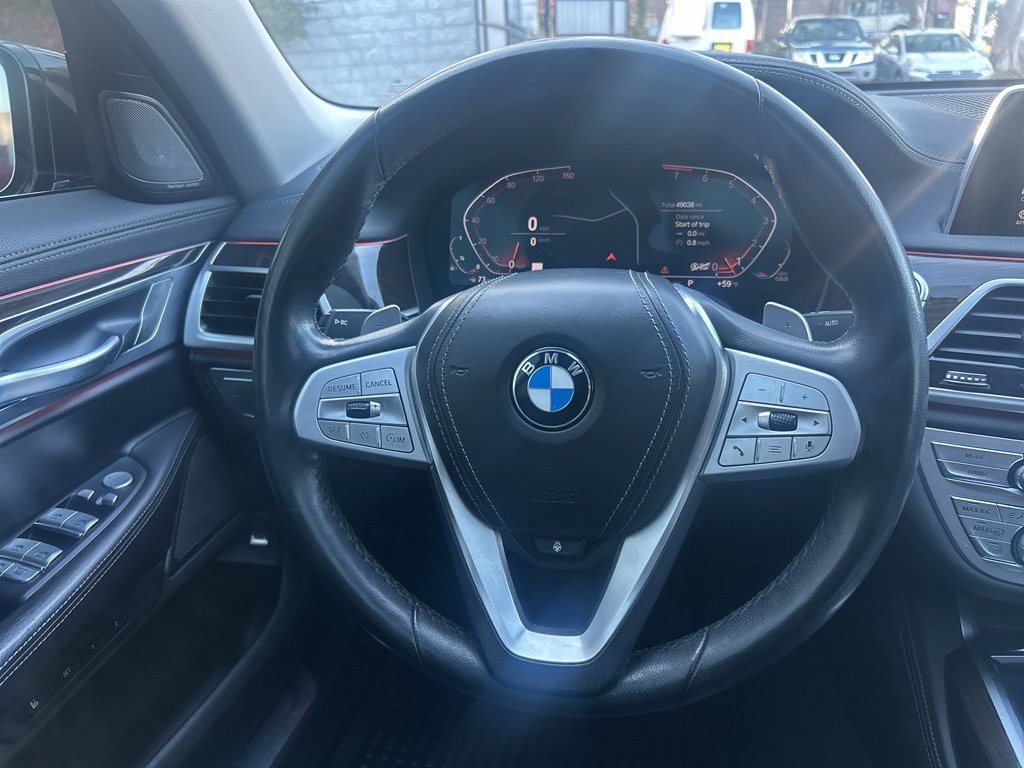 Used 2022 BMW 740i xDrive w/ Premium Package image 20