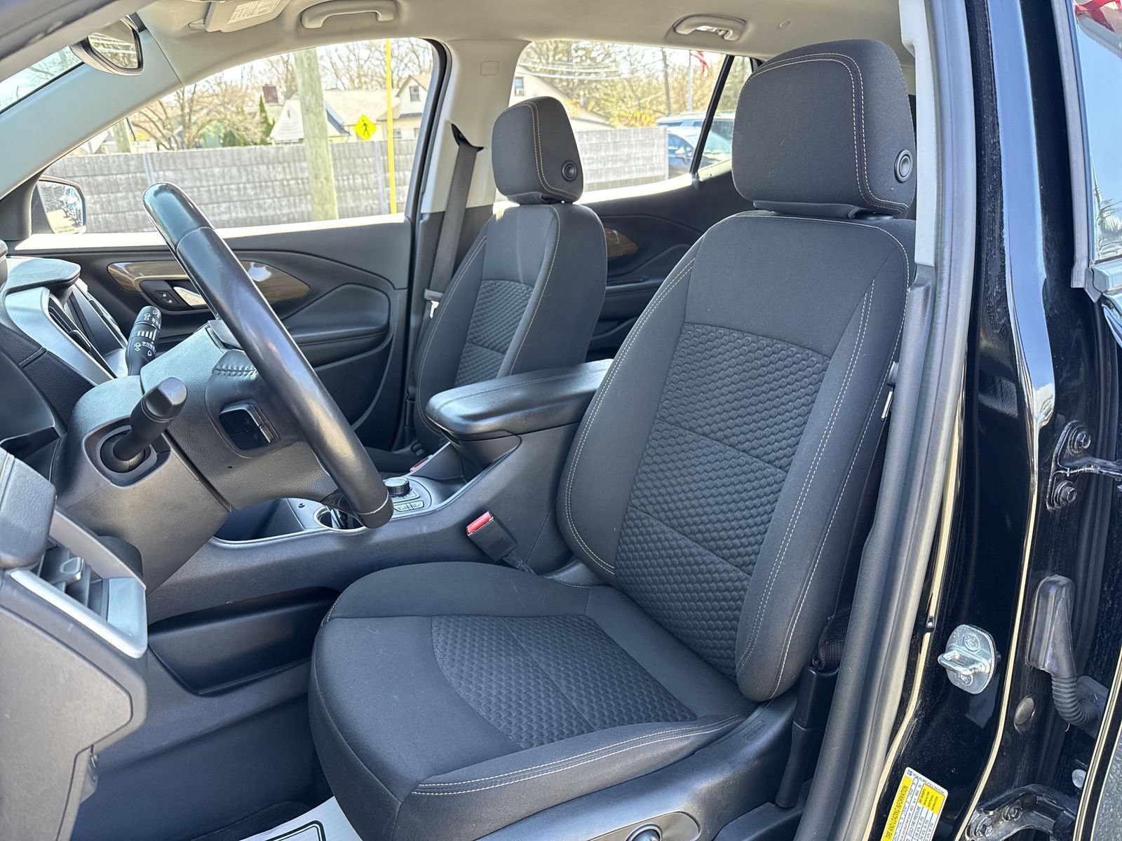 Used 2020 GMC Terrain SLE w/ Driver Convenience Package FWD image 23