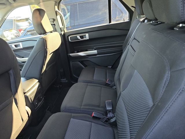 Used 2023 Ford Explorer XLT image 12