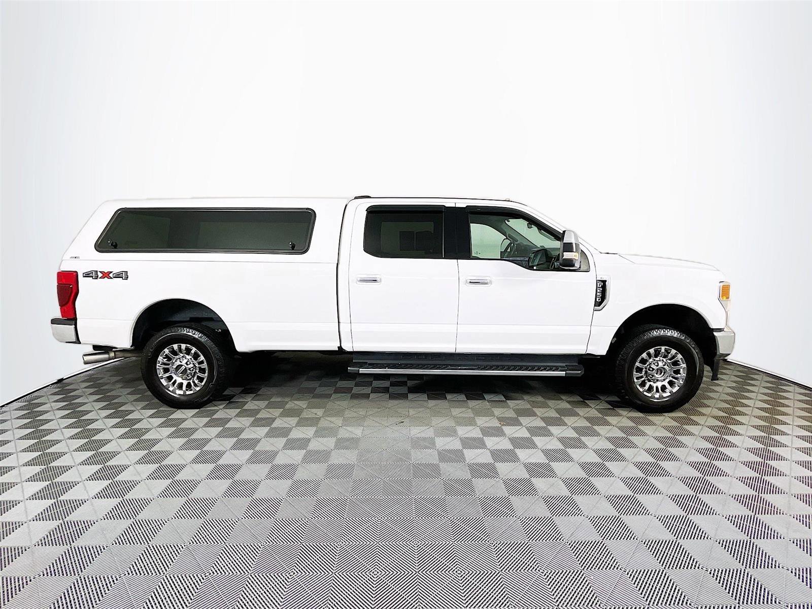 Used 2020 Ford F250 XLT w/ XLT Premium Package image 10