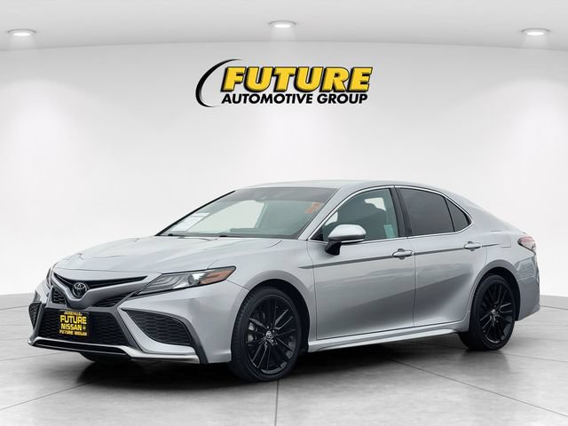 Used 2021 Toyota Camry XSE w/ Carpet Mat Package (TMS) FWD image 5