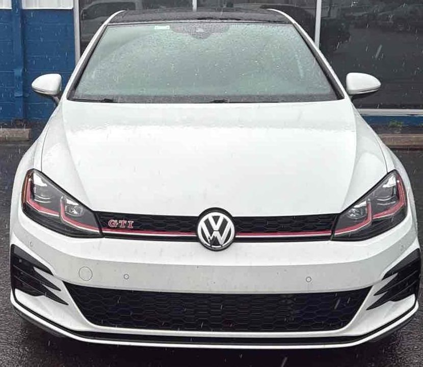 Used 2019 Volkswagen GTI Autobahn image 2