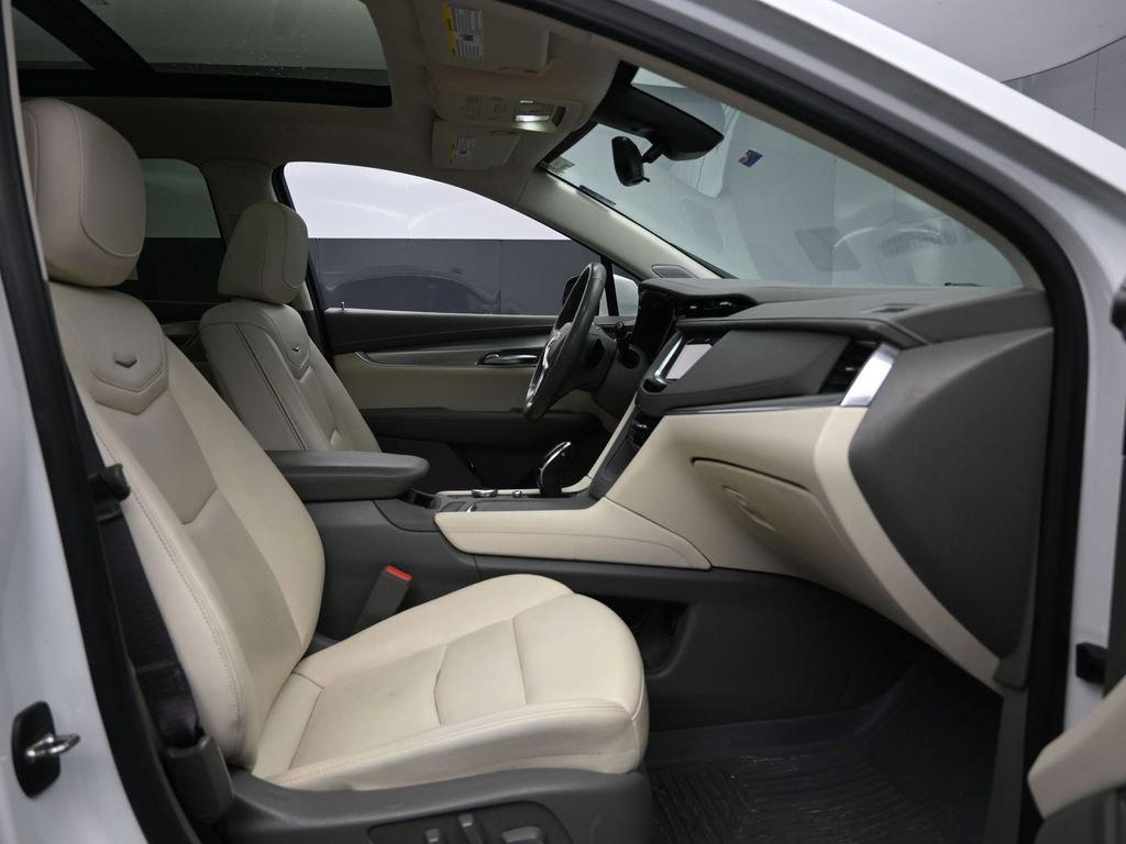 Used 2022 Cadillac XT5 Premium Luxury w/ Technology Package image 33