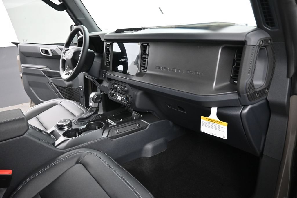New 2026 Ford Bronco Big Bend AWD/4WD image 16