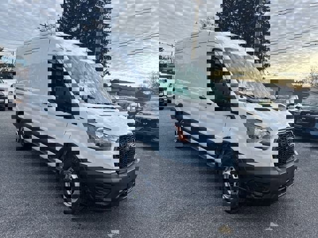 New 2026 Ford Transit 250 148 Medium Roof w/ Load Area Protection Package image 7