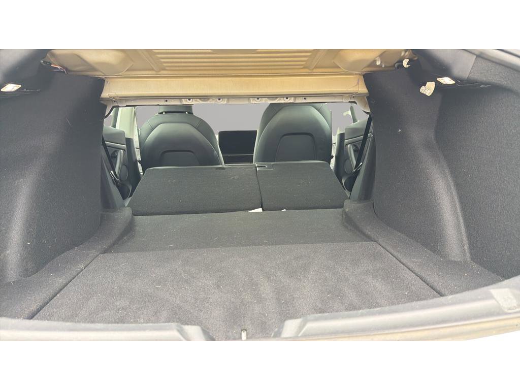 Used 2023 Tesla Model 3 Standard Range image 14