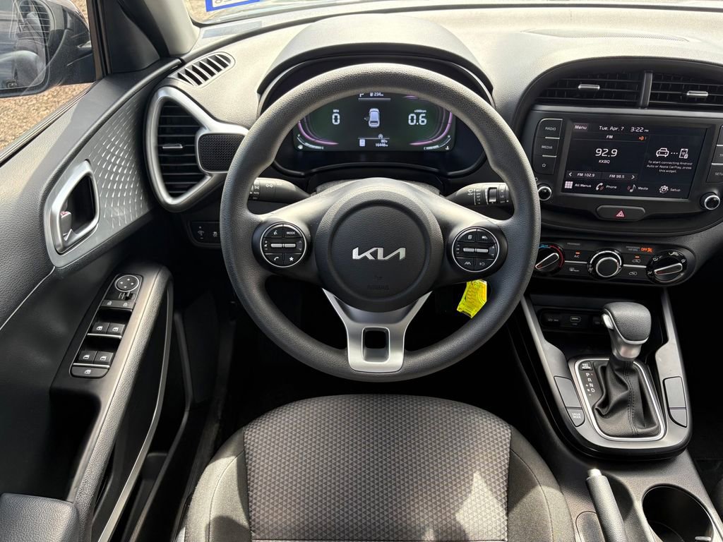 Used 2024 Kia Soul LX w/ Option Group 015 image 15