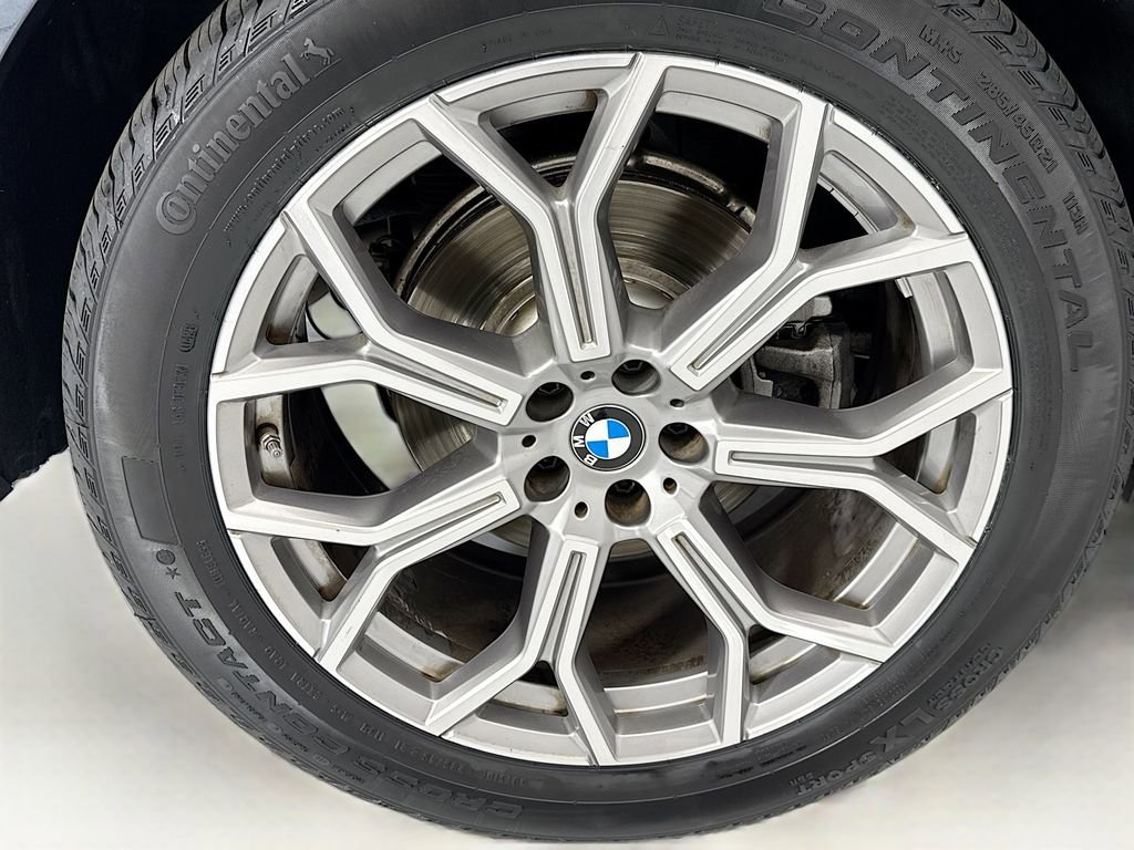 Used 2021 BMW X7 xDrive40i w/ Premium Package 2 AWD/4WD image 29