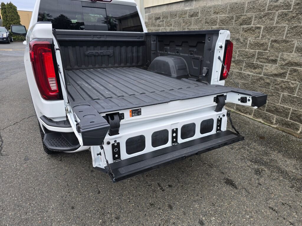 Used 2022 GMC Sierra 1500 AT4 w/ AT4 Premium Package image 7