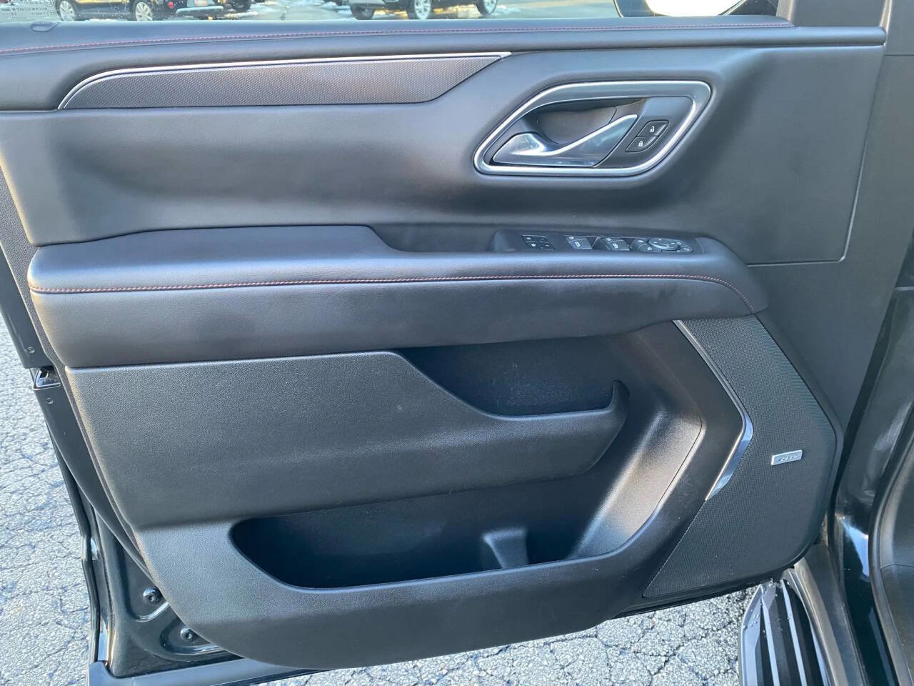 Used 2021 Chevrolet Suburban RST w/ Luxury Package image 13