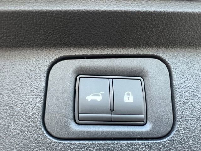 New 2025 Nissan Armada PRO-4X image 39