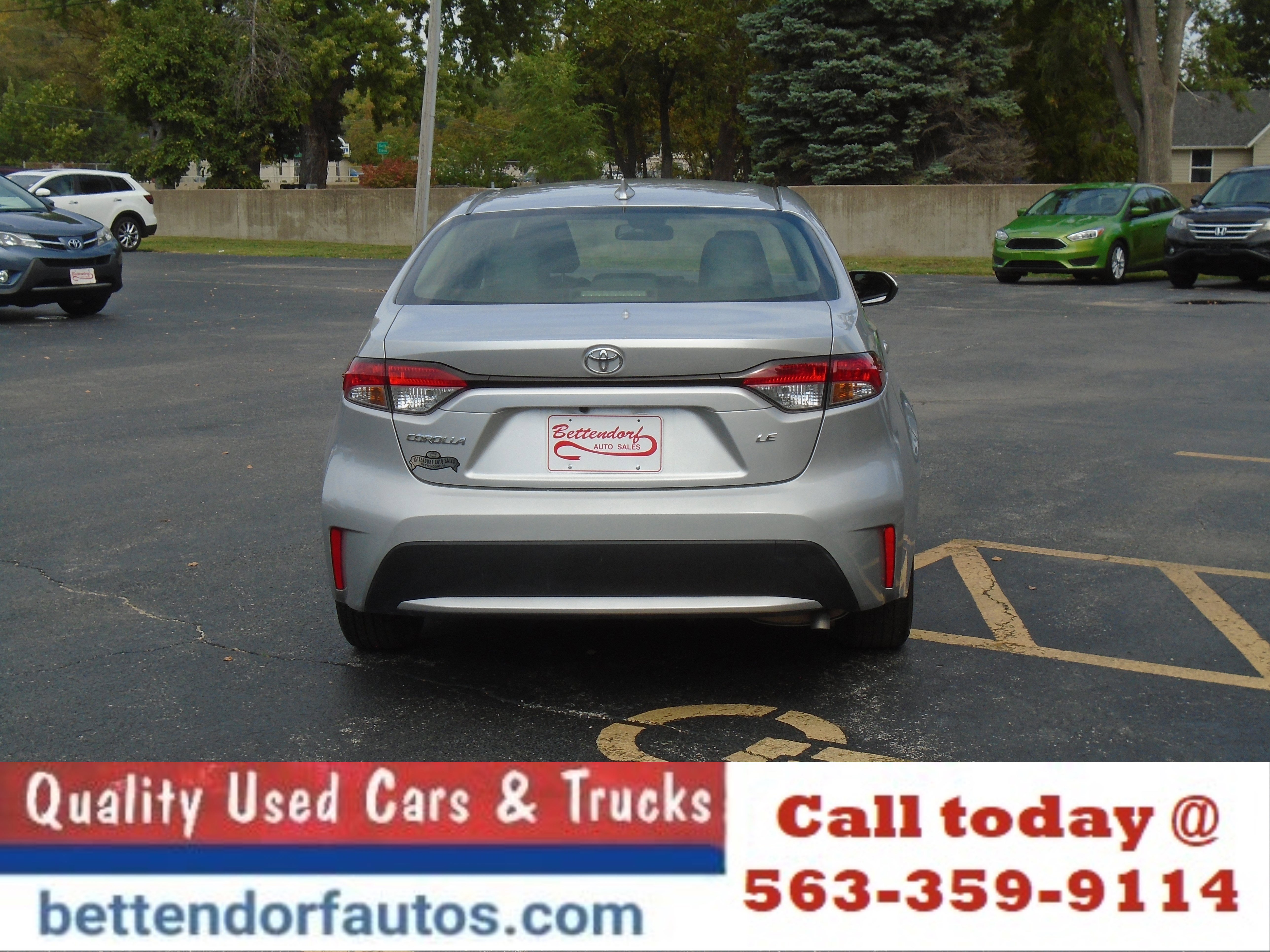 Used 2022 Toyota Corolla LE image 6