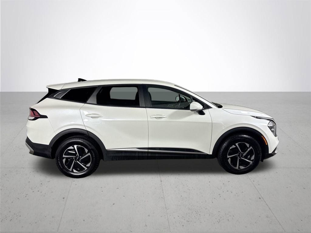 Certified 2023 Kia Sportage LX image 6