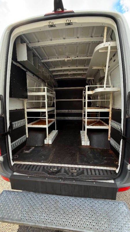 Used 2017 Mercedes-Benz Sprinter 3500 image 13