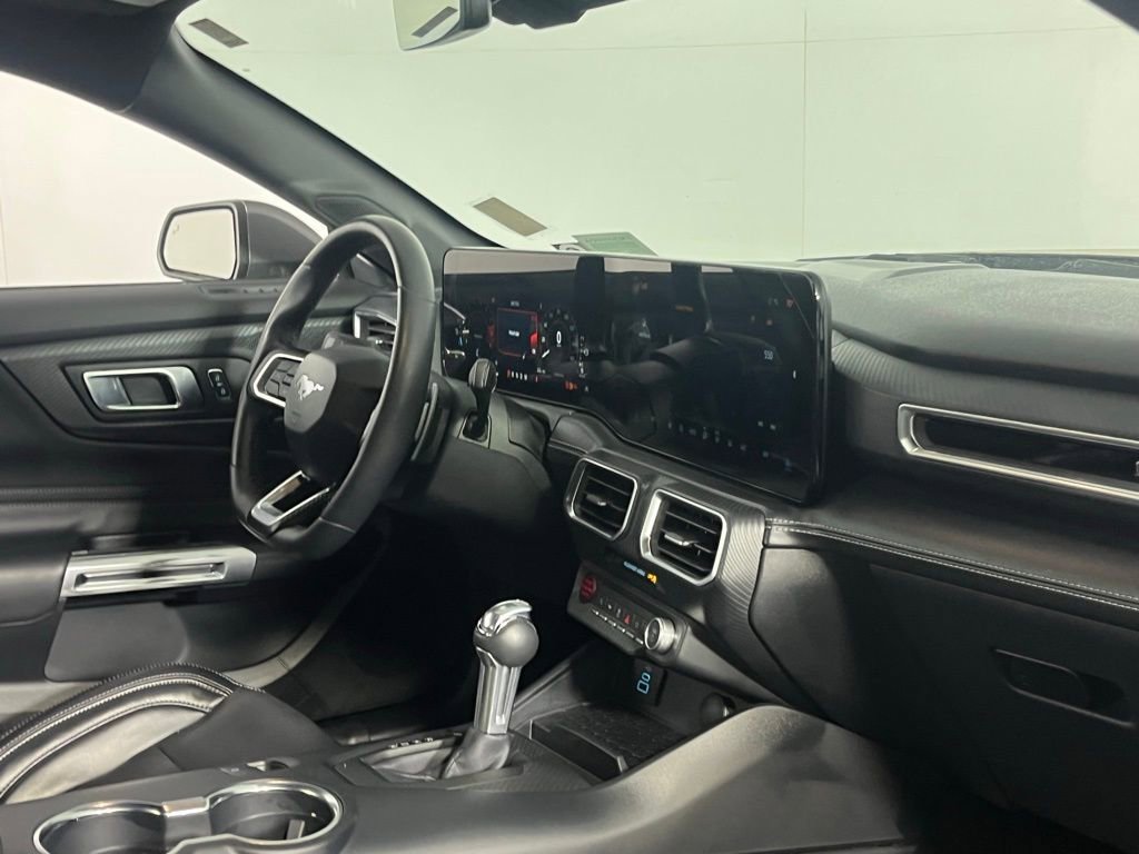 Used 2024 Ford Mustang GT Premium image 25