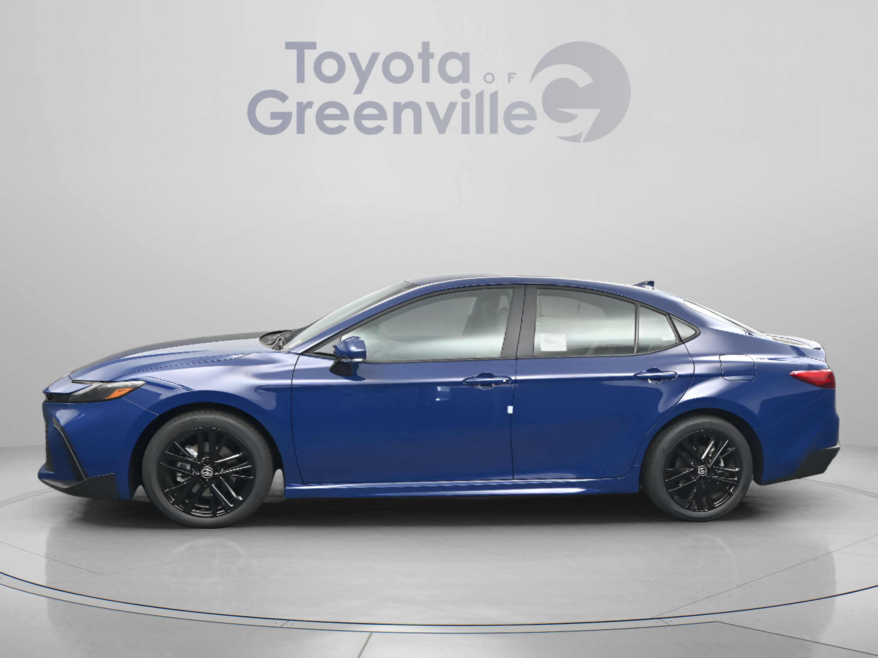 New 2026 Toyota Camry SE FWD image 4