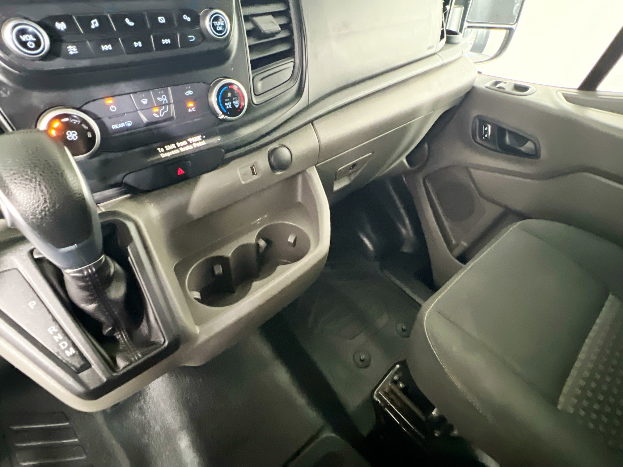 Used 2023 Ford Transit 250 Low Roof w/ Exterior Upgrade Package image 25