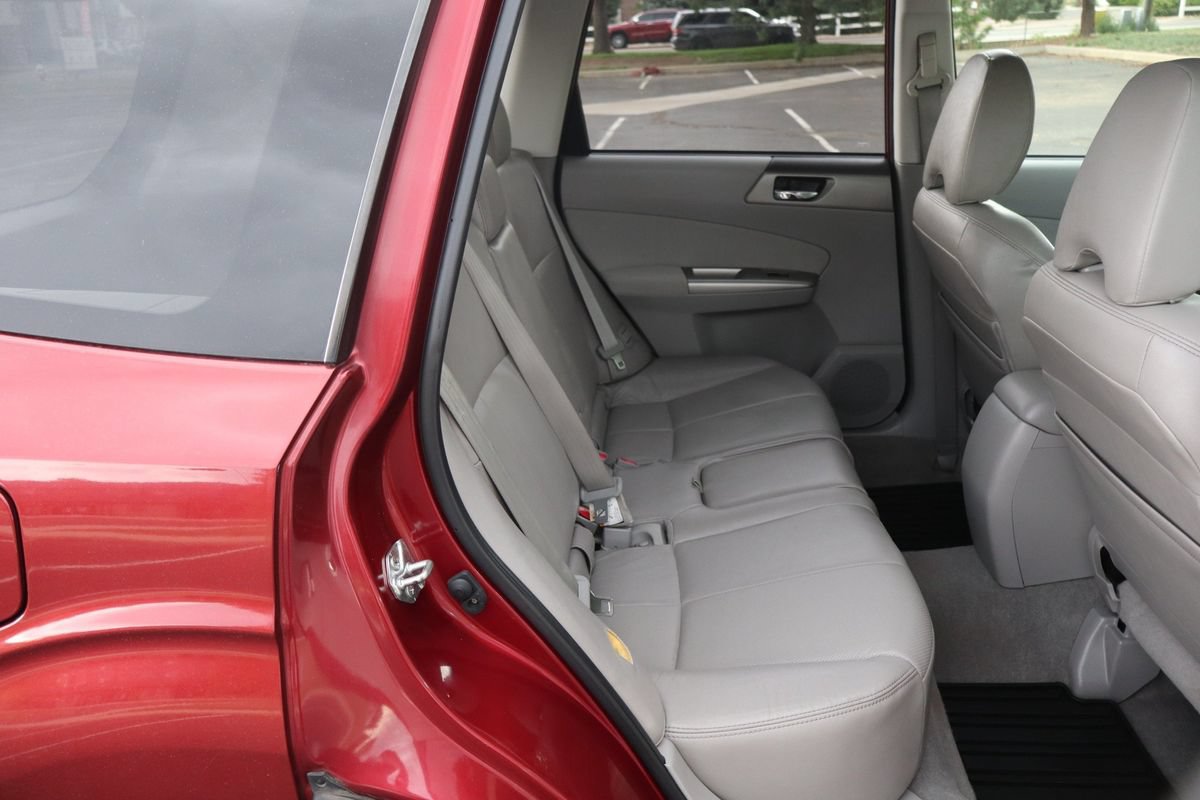 Used 2010 Subaru Forester 2.5X Limited w/ Popular Equipment Group 4B AWD/4WD image 21