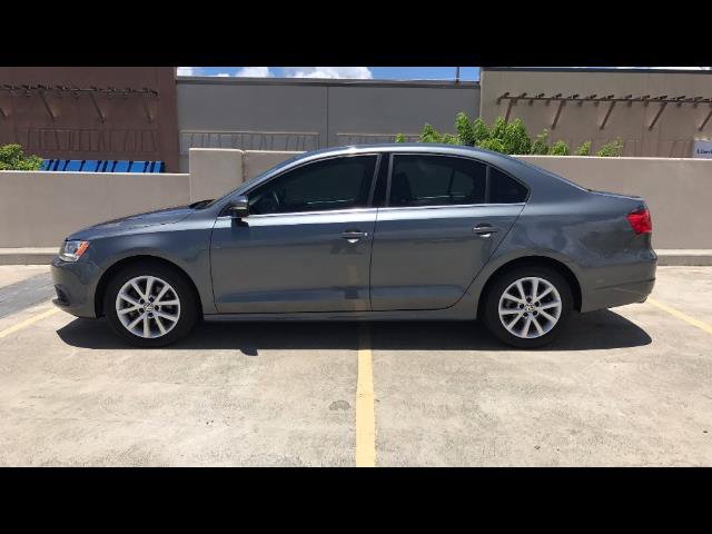 Used 2014 Volkswagen Jetta SE FWD image 2