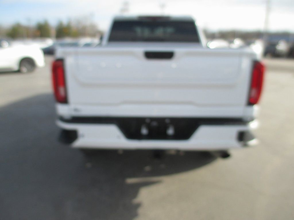 Used 2023 GMC Sierra 2500 AT4 w/ AT4 Premium Plus Package image 6