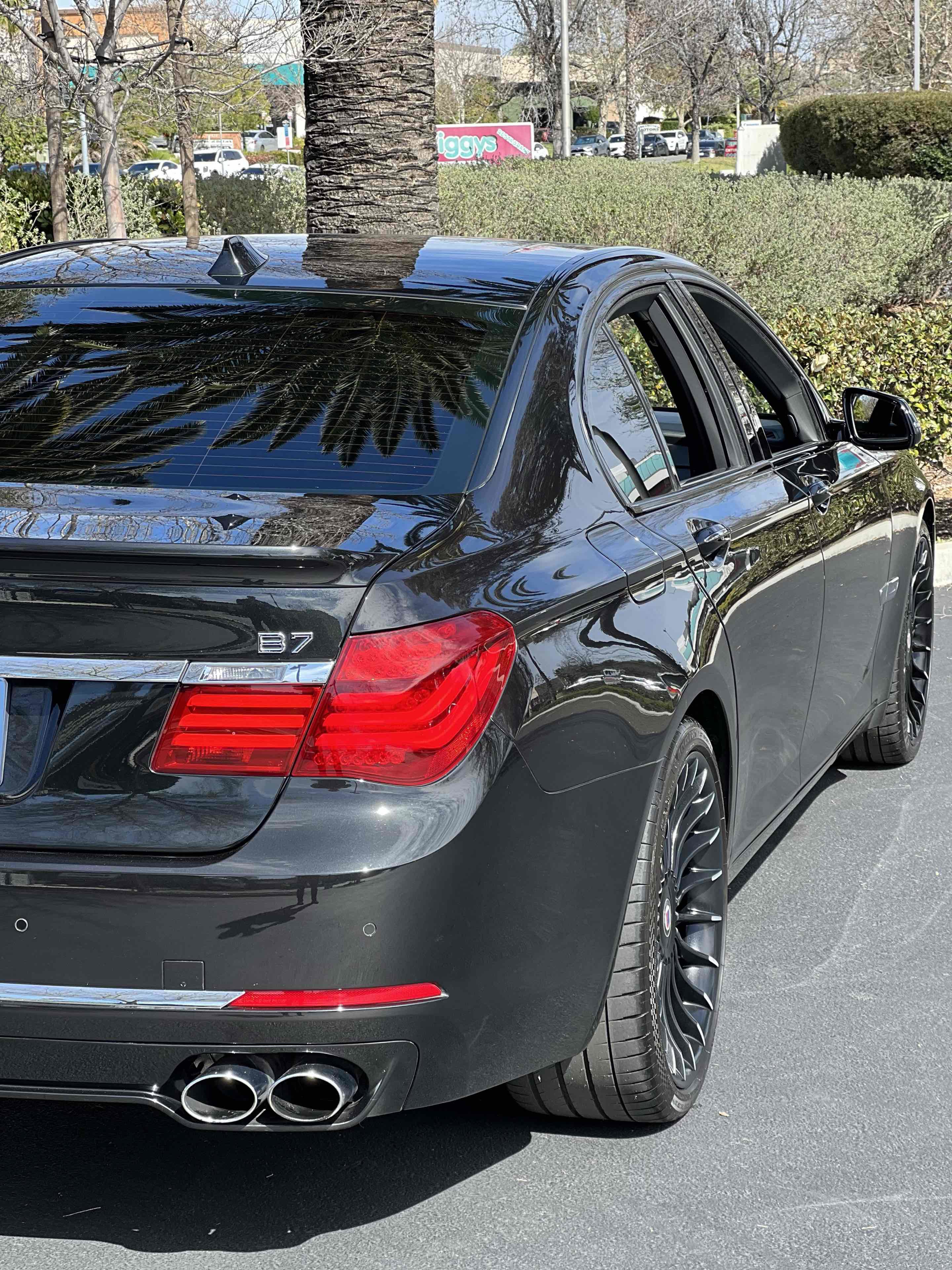 Used 2013 BMW ALPINA B7 image 51