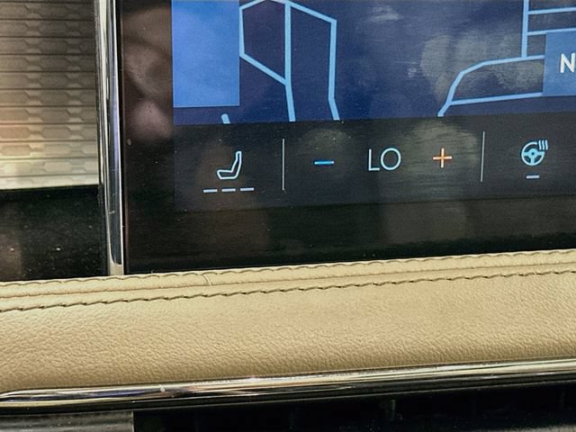 Used 2023 Lincoln Corsair AWD w/ Equipment Group 101A image 25
