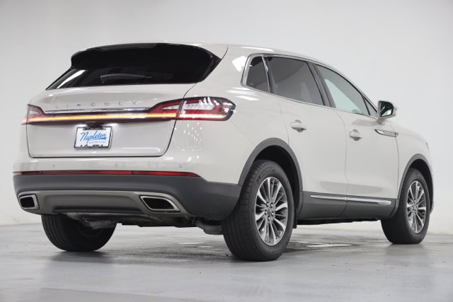 Used 2023 Lincoln Nautilus Reserve AWD/4WD image 14