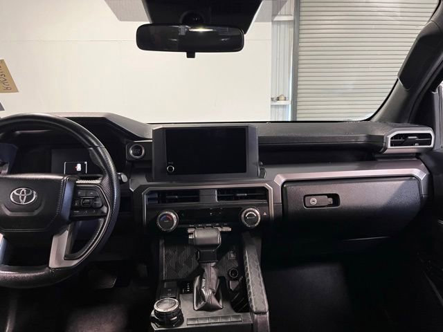 Used 2025 Toyota 4Runner SR5 AWD/4WD image 20