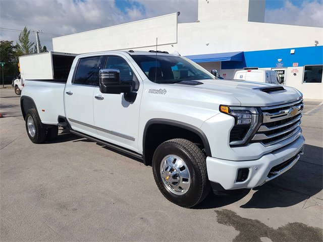 New 2026 Chevrolet Silverado 3500 High Country w/ Technology Package image 7