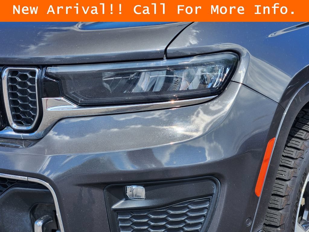 Used 2021 Jeep Grand Cherokee L Overland w/ Luxury Tech Group IV AWD/4WD image 9