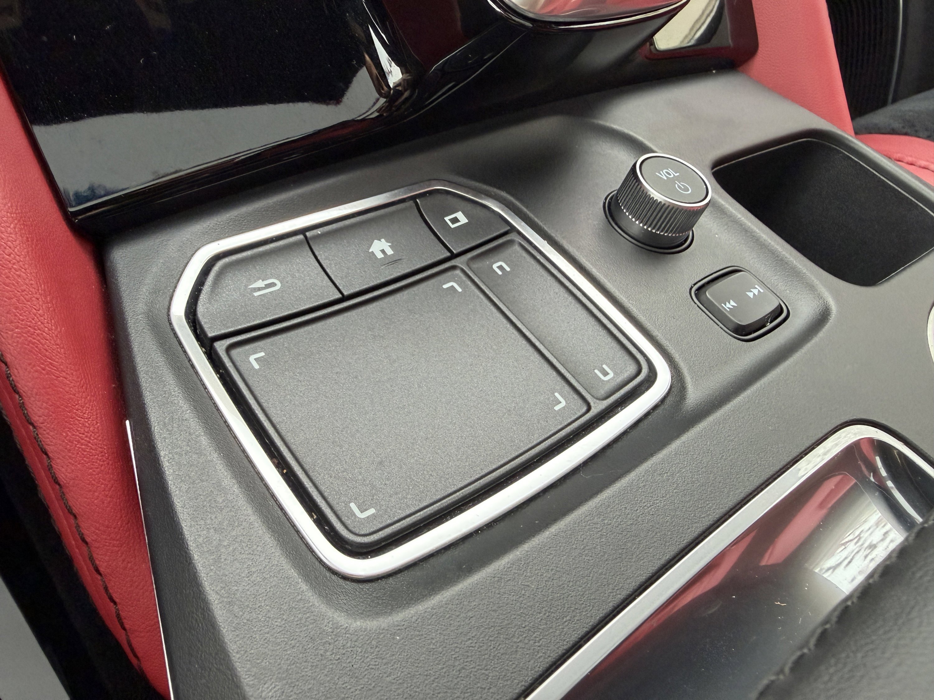 Used 2023 Acura MDX A-Spec image 36